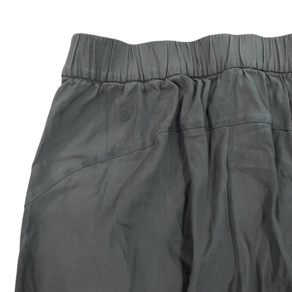 Lululemon Dynamic Days Pant Cupro-Modal Gray Sage Size 6 Casual - Picture 6 of 8